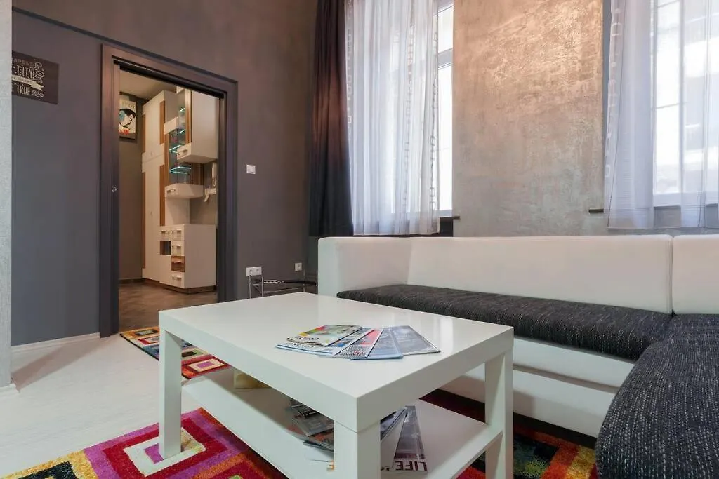 Szimpla-Synagogue-Kazinczy Str Apartment Budapest