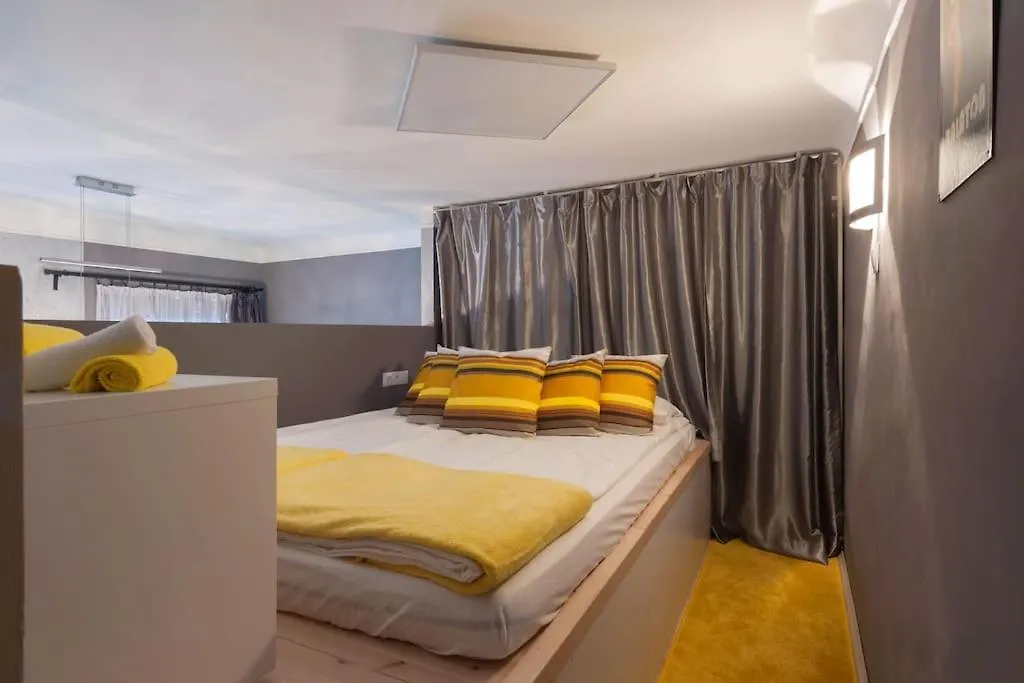 Szimpla-Synagogue-Kazinczy Str Apartment Budapest